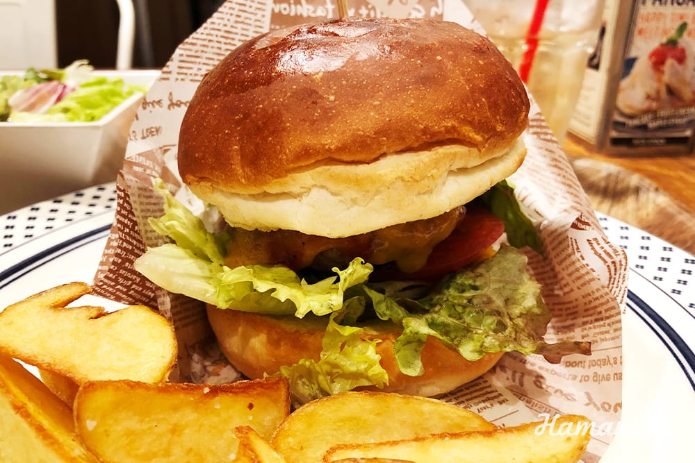 横浜ポルタ Nick Stock でおいしいお肉ランチ 肉汁がジュワッなチーズバーガーを堪能しました 横浜 みなとみらい近隣の地域情報メディア Hamanear ハマニア